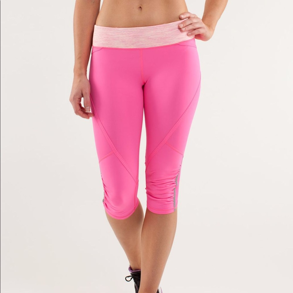 Lululemon Run Pace Crop MINT Condition
